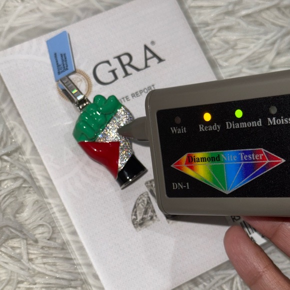 Exclusive VVS GRA-Certified 3-Carat Custom Palestine Pendant, Palestinian charm - Picture 3 of 5